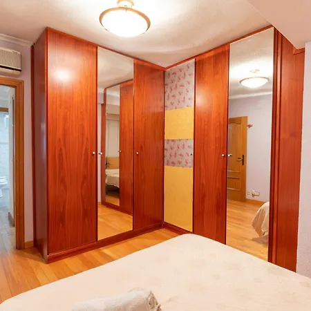 La Casa De Lili Acerca De Palacio De Musica Appartamento