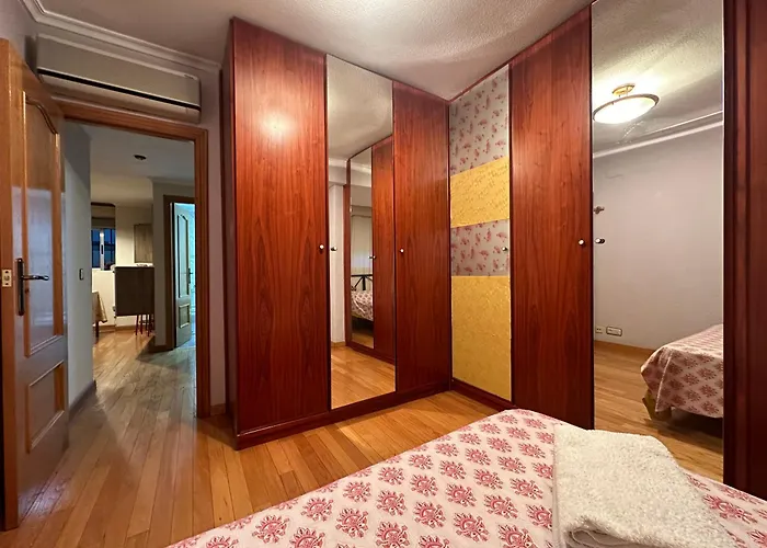 La Casa De Lili Acerca De Palacio De Musica Lägenhet