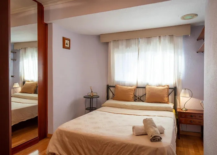 La Casa De Lili Acerca De Palacio De Musica Lägenhet