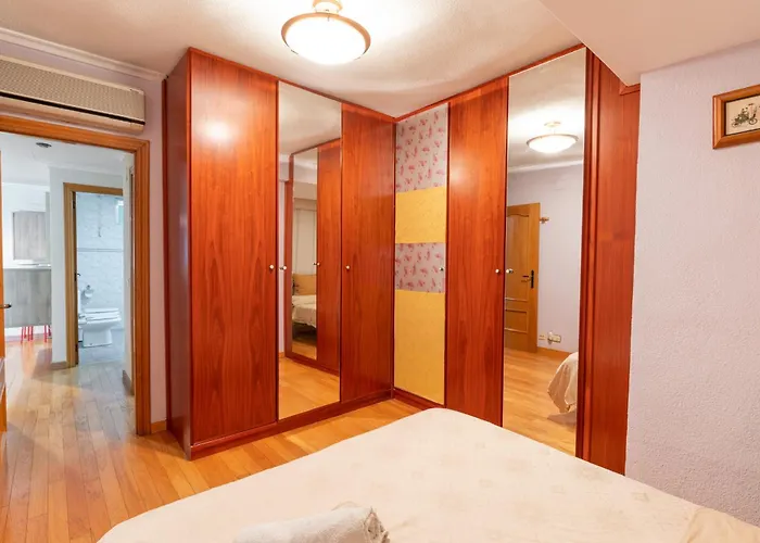 La Casa De Lili Acerca De Palacio De Musica Lägenhet